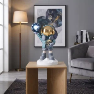 COSMO ASTRONAUT FLOOR LAMP